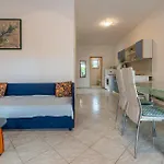Apartamento Two-bedroom In *
