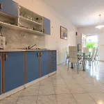 Two-bedroom In Vir