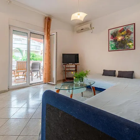 Two-bedroom In Vir