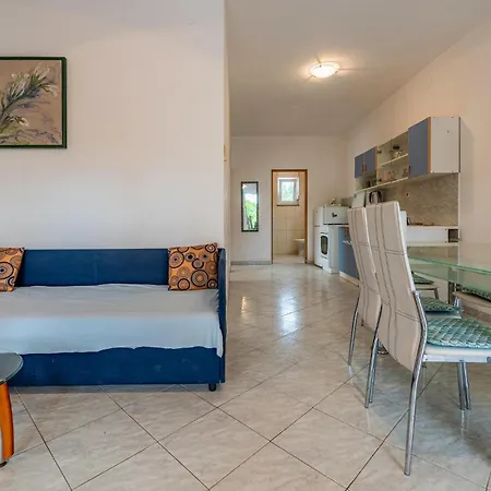 Apartamento Two-bedroom In *