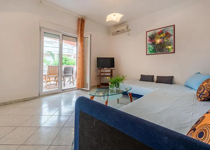 Two-bedroom In Vir